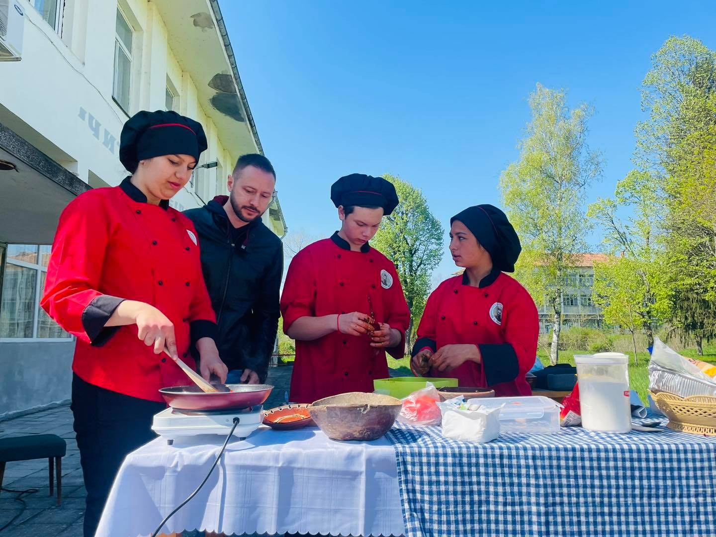 В село Вировско се проведе кулинарен фестивал`